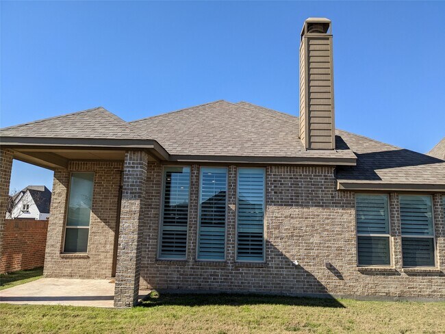 Building Photo - 2206 Hays Ranch Dr