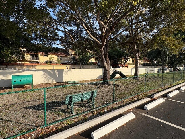 Building Photo - 7913 SW 104th St