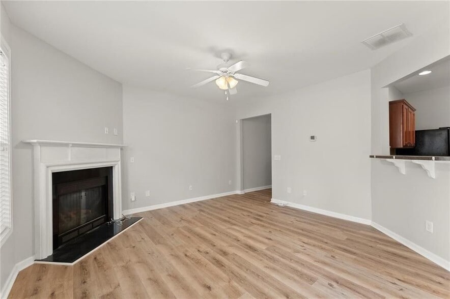Building Photo - 1867 Ellison Lakes Ct