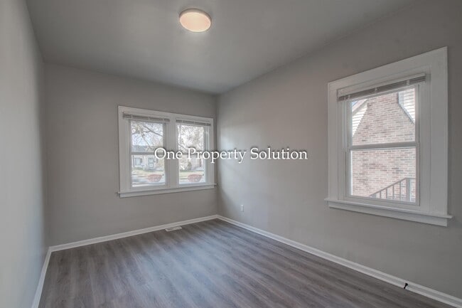 Building Photo - 317 Garfield St