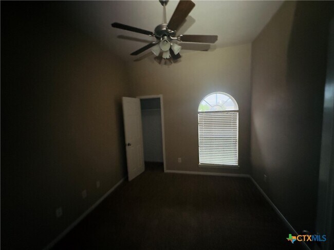 Building Photo - 2410 Bachelor Button Blvd