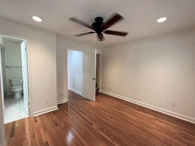 Building Photo - 3009 W Grovewood Ct