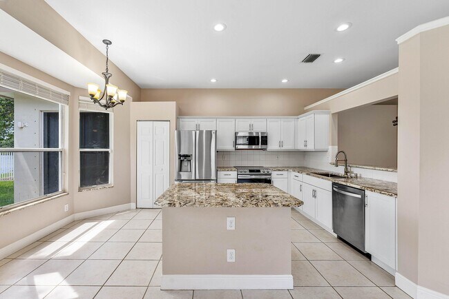 Building Photo - 4144 Manor Forest Trail
