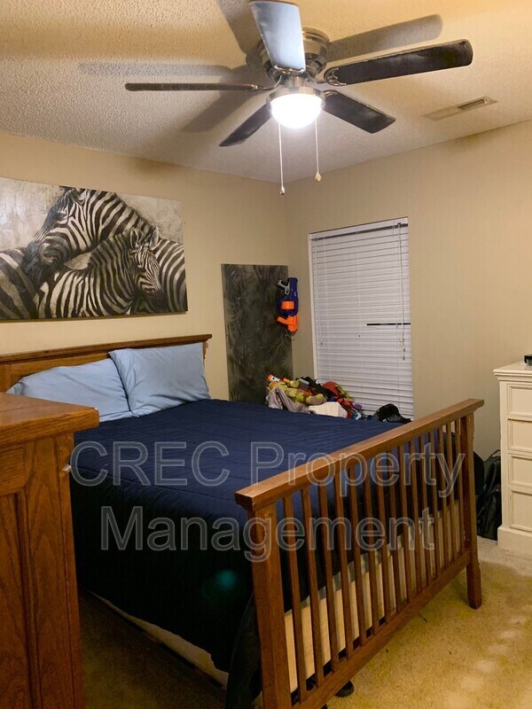 Building Photo - 5024 Holdsworth Dr