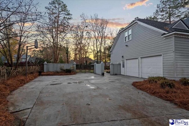 Building Photo - 3406 Sussex Ct