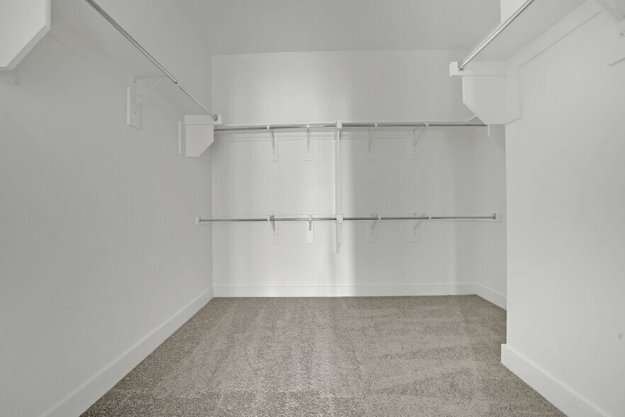 Building Photo - 3729 Paradise Way