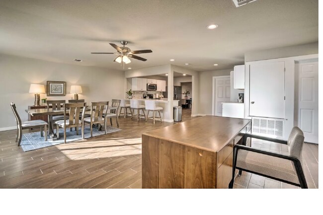 Dining Room - 127 Loy Dr