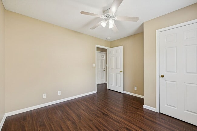 Building Photo - 269 A EXECUTIVE AVE, CLARKSVILLE, TN 37042