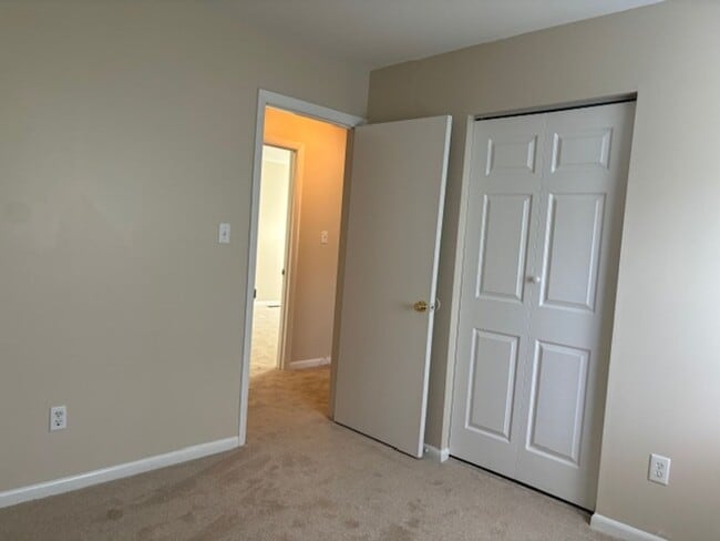 Building Photo - Sonoma Wods