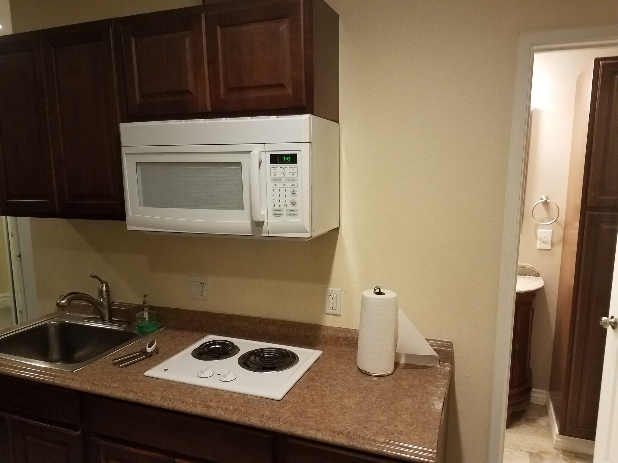 Building Photo - 521 Island Breeze Ln