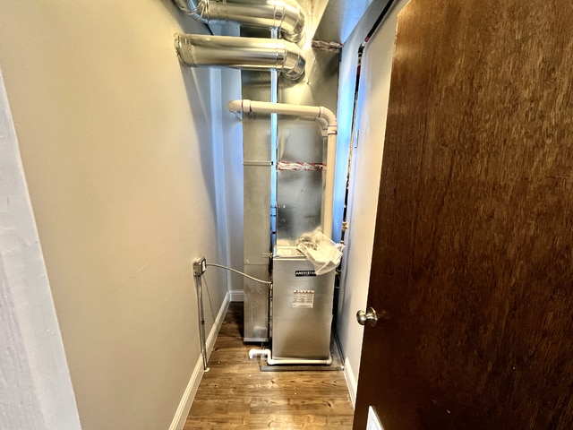 Building Photo - 8208 S South Shore Dr