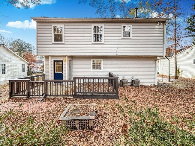 Building Photo - 5907 Brookside Dr SE