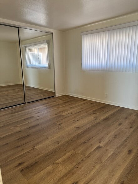 Building Photo - 1835 Molino Ave