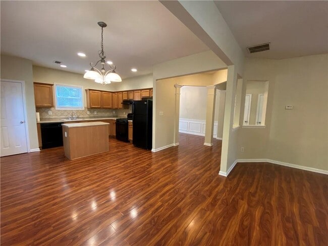 Building Photo - 3367 Harvest Ridge Ln NE