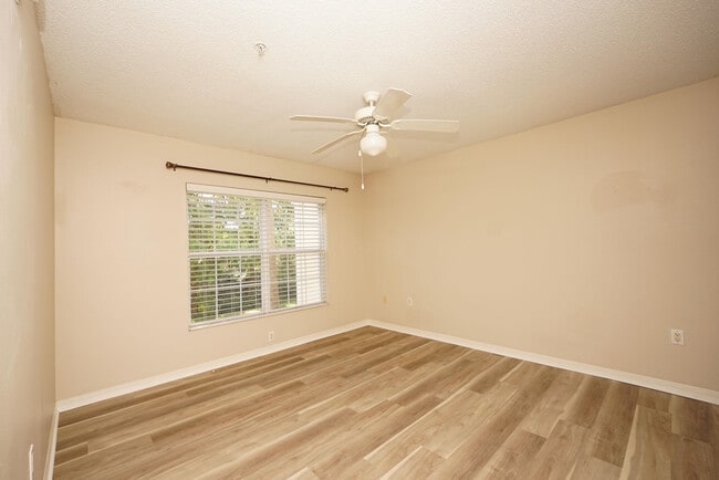 Building Photo - 4274 Calinda Ln