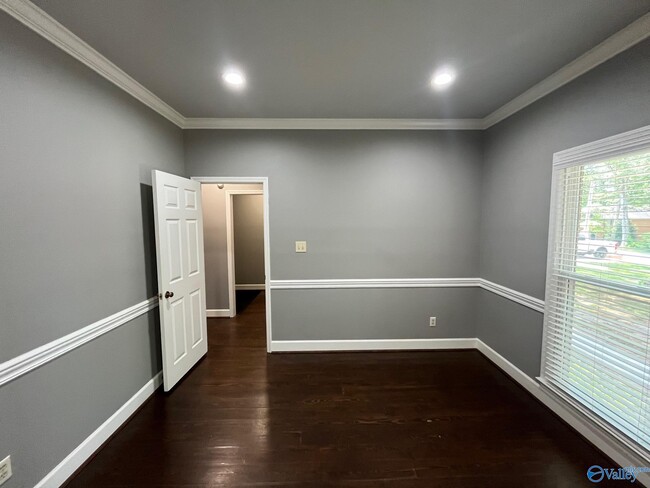Building Photo - 146 Bob White Dr