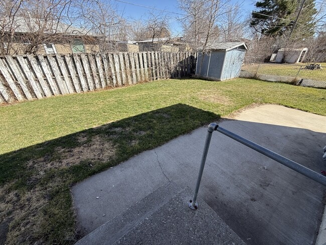 Building Photo - 4713 Diana Dr