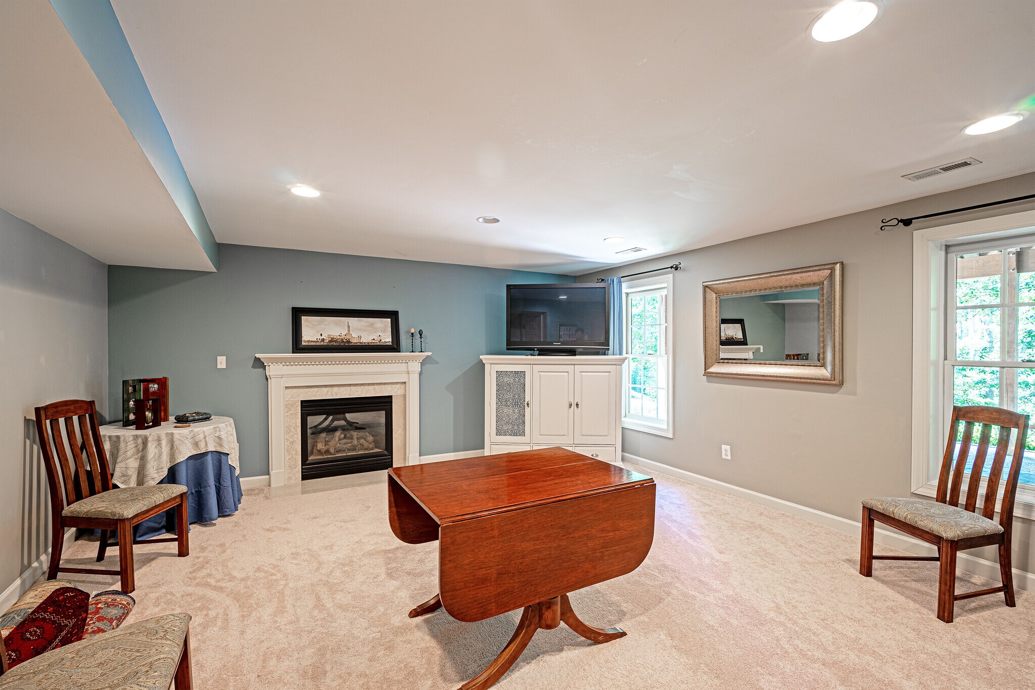 Building Photo - 47333 Middle Bluff Pl