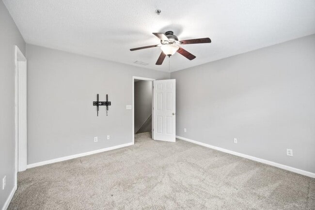 Building Photo - 1010 Society Way