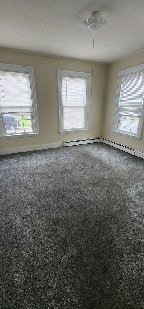 Building Photo - 51 Green St