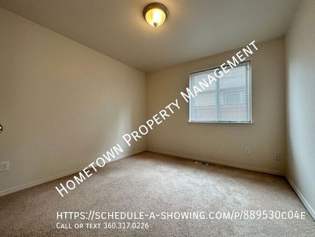 Building Photo - 3414 22nd Way NE