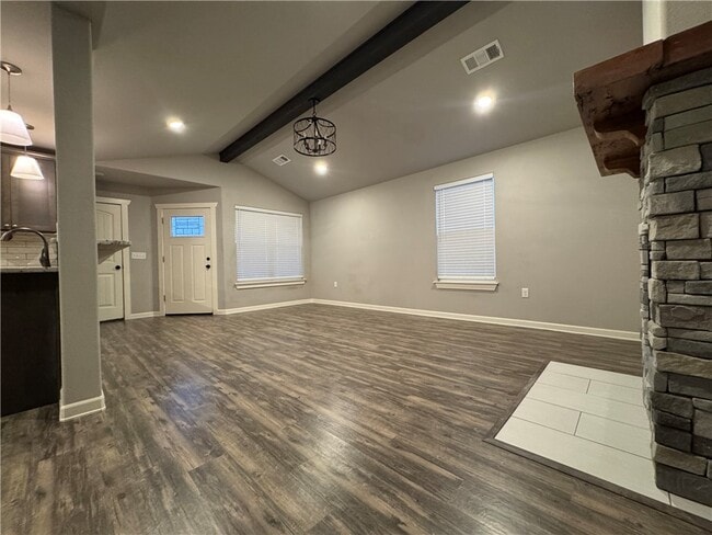 Building Photo - 1707 S K Pl