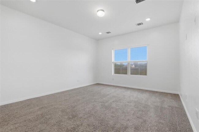 Building Photo - 12900 Cerro Castellan Trace