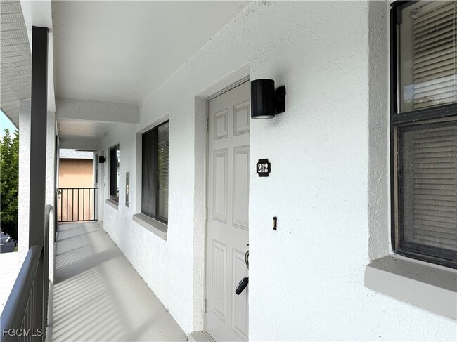 Building Photo - 131 SW 47th Terrace