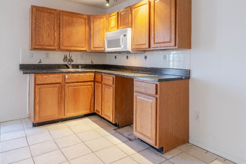 Building Photo - 6115 Fescue Dr