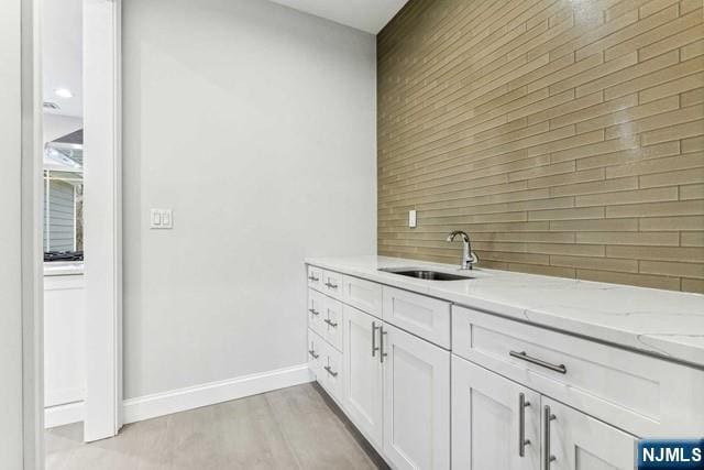 Building Photo - 25 Jones