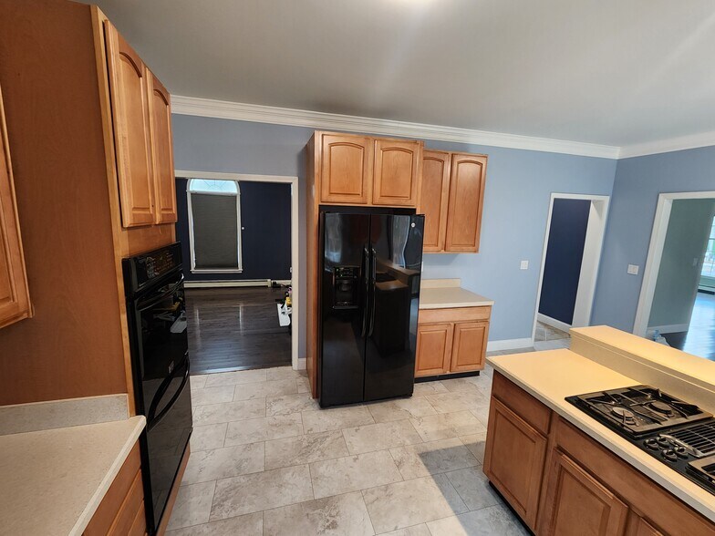 Kitchen looking into the dining room - 30 Mary Ann Way