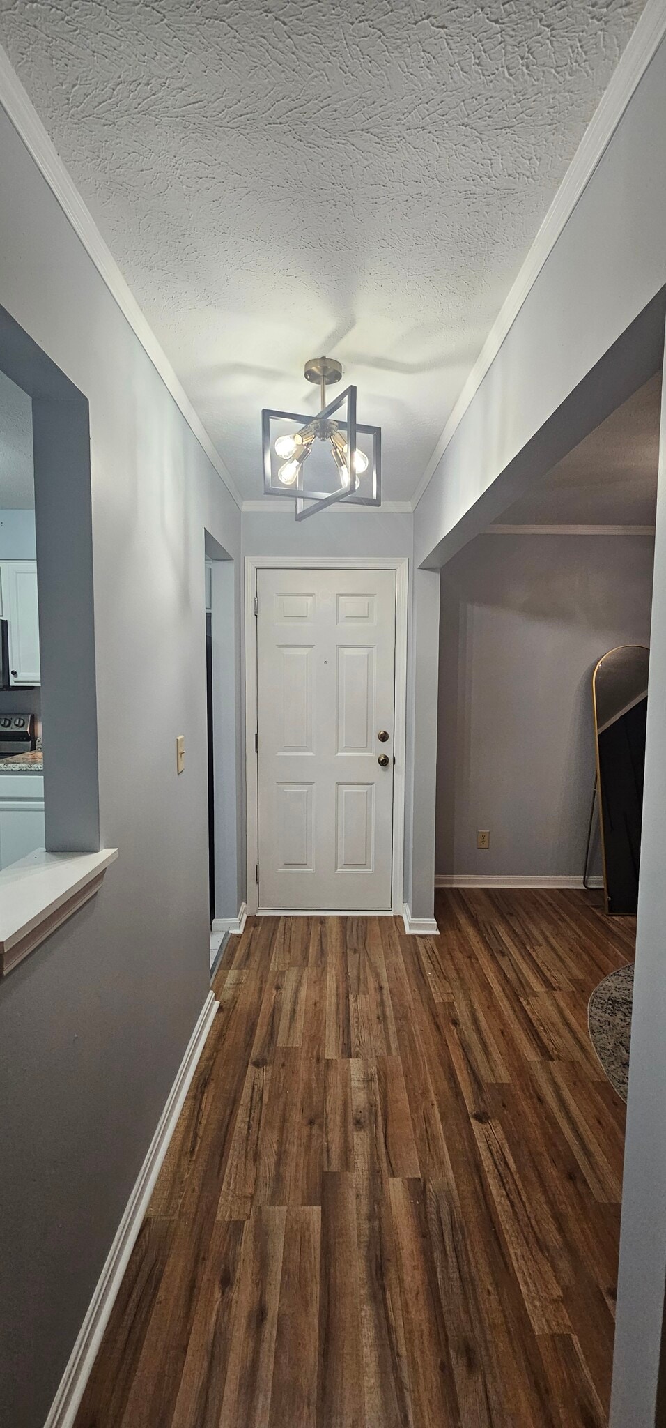 Entire unit is freshly painted and has new flooring - 408 La Fontenay Ct