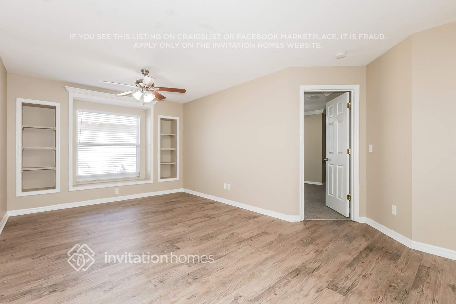 Building Photo - 12069 Warwick Cir