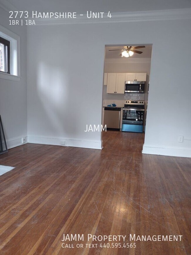 Building Photo - 2773 Hampshire-Unit 4
