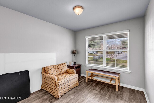 Building Photo - 18231 Mill Cove