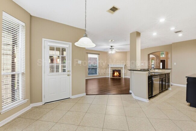 Building Photo - 24938 Crystal Stone Ln
