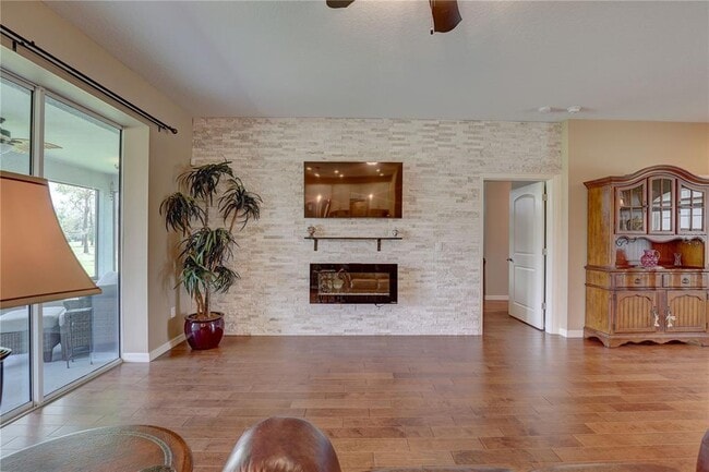 Building Photo - 3813 Salida Del Sol Dr