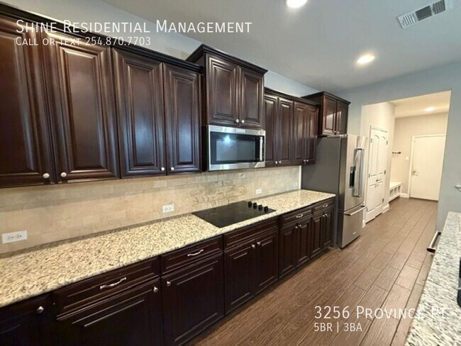 Building Photo - 3256 Province Pt
