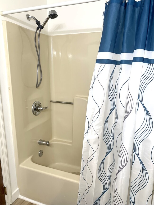 Building Photo - 3700 Golf Colony Ln