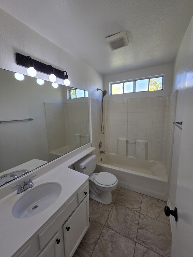 Building Photo - 31751 Calle Novelda