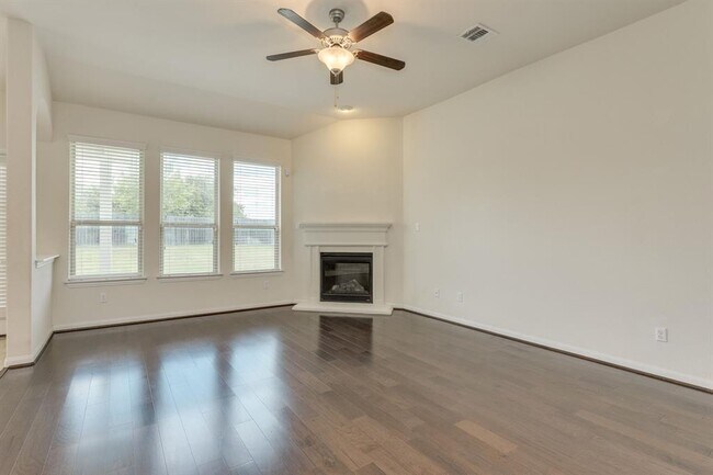 Building Photo - 2920 Rabbit Creek Dr