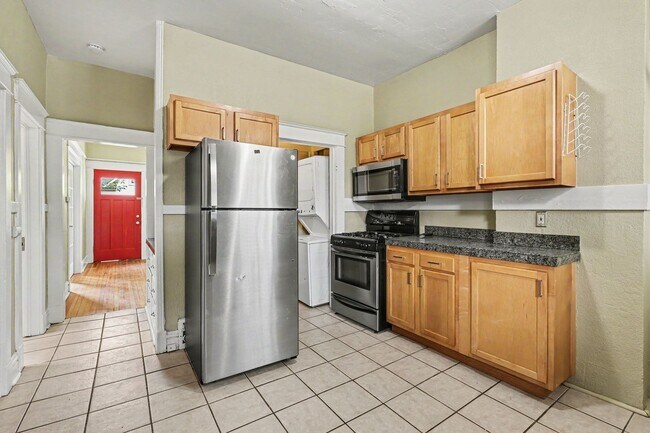 Building Photo - Charming Whittier Rowhome Near Larimer Street