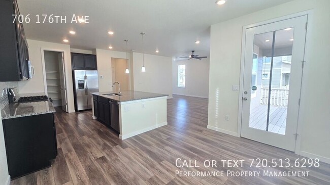 Building Photo - 706 176th Ave