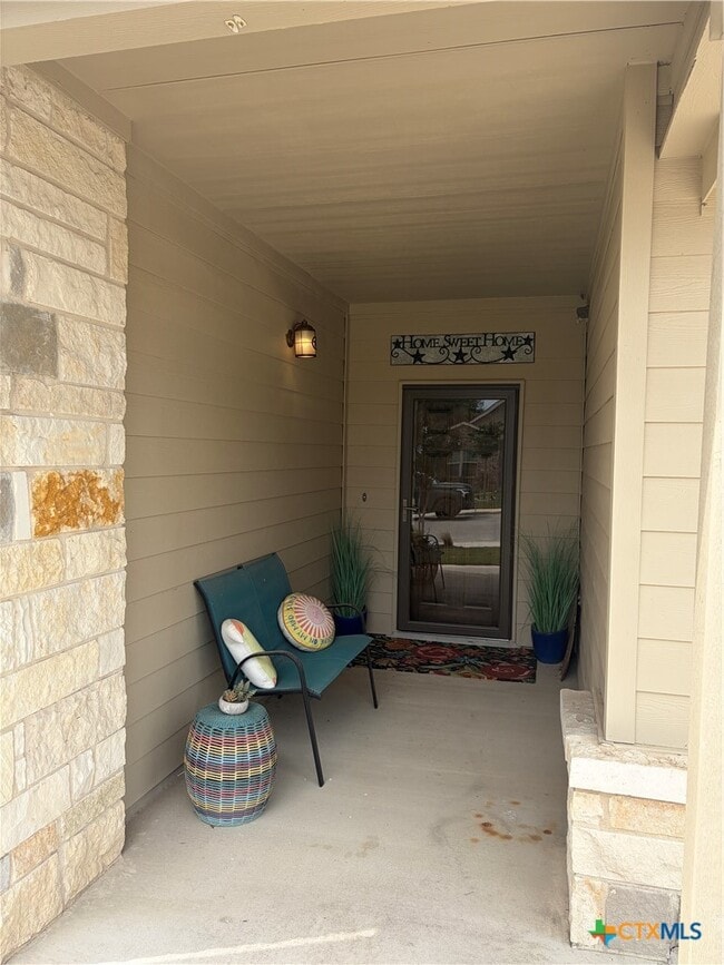 Building Photo - 1100 RIVER WOOD