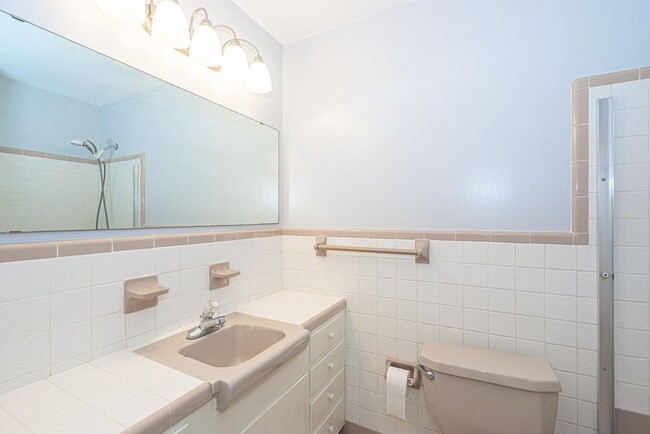 Hall Bath - 722 Revere Ave