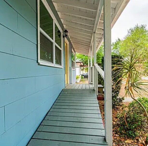 Building Photo - 1471 Park St