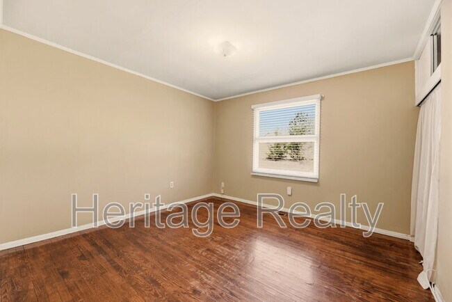 Building Photo - 1309 Huntington Rd SW