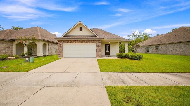 Building Photo - 7211 Kenilworth Crossing Ave