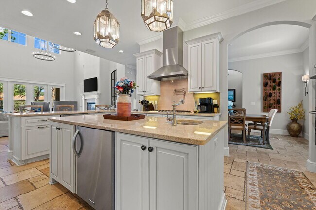 Building Photo - 4319 Sunset Beach Cir