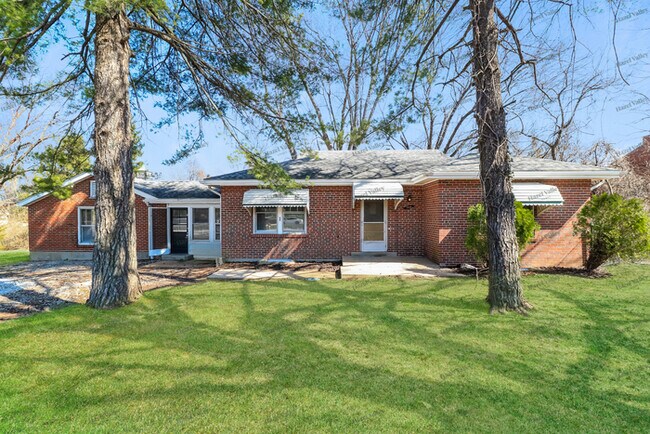 Building Photo - 12530 Lusher Rd